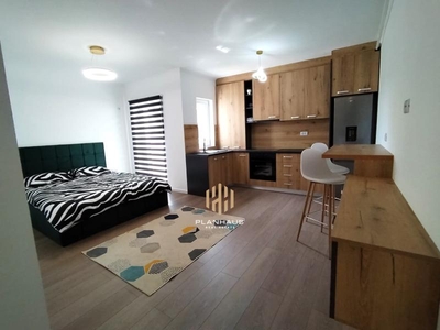 Apartament 1 camera cu gradina de 14 mp, zona Centrul Vechi!