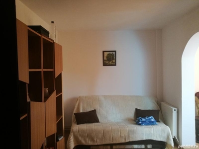 Apartament 2 camere decomandate zona Astra