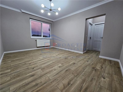 Apartament 2 camere, Etaj Intermediar, Centru, 2c7097