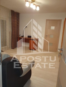 Apartament 2 camere semidecomandat zona Aradului