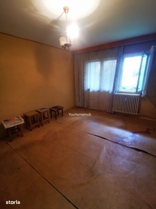 Apartament 4 camere,2 bai, zona Miorita