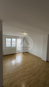 Apartament 3 camere 106 mp+ loc parcare/boxa