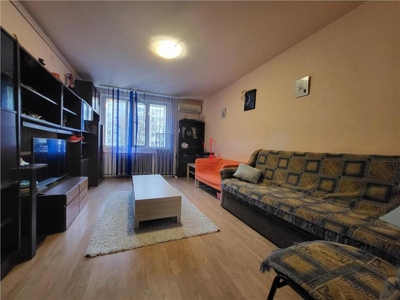 Apartament 3 camere, decomandate, bloc reabilitat Titan Potcoava de vanzare