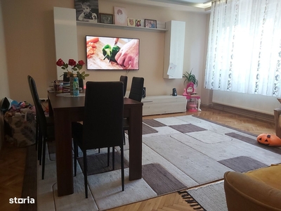 Apartament 3 camere mobilat-utilat, et 1, Zona Centrala