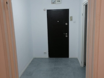 Apartament 3 camere Titan, str. Rasinari Titan