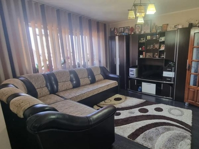 Apartament 4 camere Ultracentral de vanzare