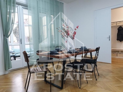 Apartament 4 camere, ultrafinisat in centru orasului.