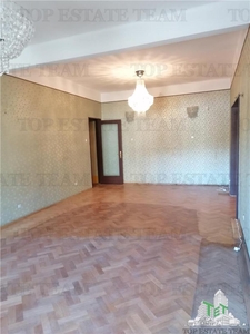 Apartament 4 camere zona Foisorul de Foc