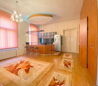 Apartament cu 3 camere-Piata Unirii Timisoara-comision 0%
