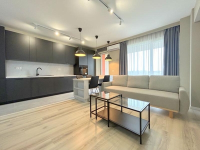 Apartament cu acces la curte, amenajat modern - Denya Forest