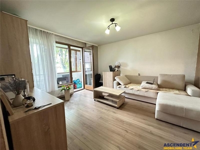 Apartament elegant si eficient economic + Spatiu Comercial