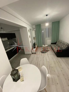 Apartament studio Tractorul etaj intermediar