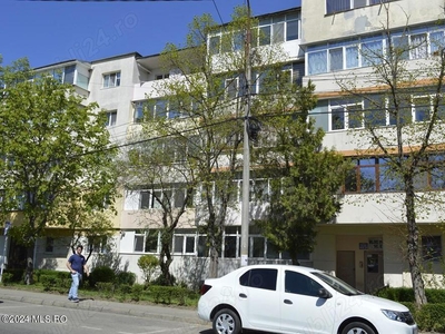 Gavana 3 - Apartament 3 camere, 73 mp, etaj 2 din 4!