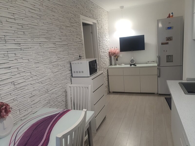 Inchiriere apartament 2 camere Titan, sector 3, 1 minut metrou 1 Decembrie 1918