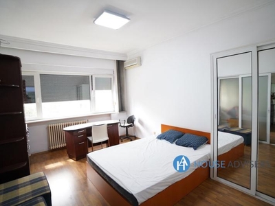 Inchiriere apartament 4 camere Romana