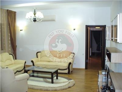 Pajura | Apartament 3 camere | semidecomandat | 90mp | B7263