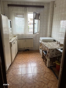 Apartament 2 camere in bloc nou Piata Onesti cu parcare.