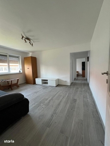 Apartament 3 camere în zona Dacia