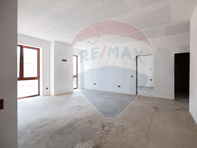 Apartament 3 camere vanzare in bloc de apartamente Targu Mures, Ultracentral