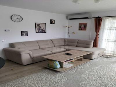 Apartament de vanzare 3 camere, APCJ244078FLO