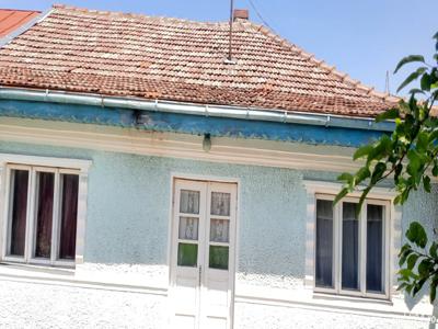 Casa din caramida in Darmanesti
