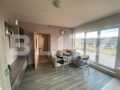 Apartament 2 camere, 54mp cu balcon, terasa 37mp, parcare, S-V,zona Petrom Baciu