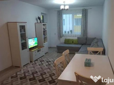 Apartament 2 camere, decomandat - zona Tractorul