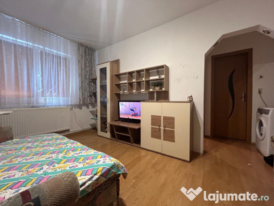 Apartament 2 camere, etaj 2, mobilat, utilat, zona Codlea Nord!