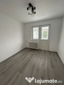 Apartament 2 Camere Sector 4 Zona Huedin Uioara 42Mp