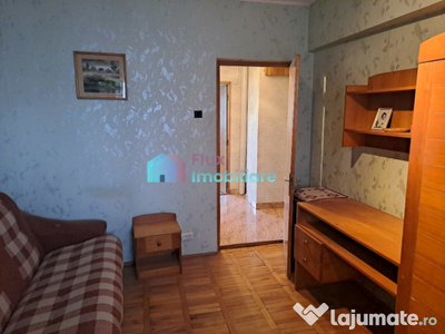 Apartament cu 3 camere la intrare in Obcini