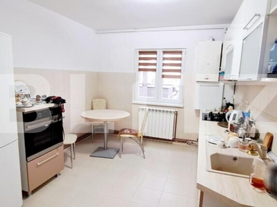 Apartament cu 4 camere, 2 balcoane , 96mp,zona Gradini Manastur