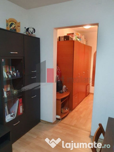 Vânzare apartament 3 camere Racoviță