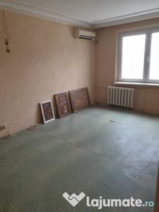 3 Camere Bloc Reabilitat Zona Gorjului