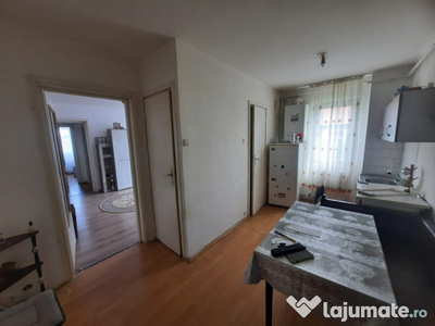 Proprietar apartament 2 camere Govandari