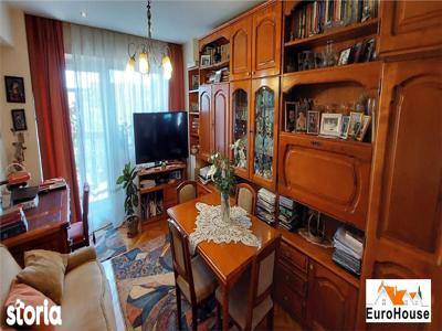 Apartament cu 4 camere de vanzare in Alba Iulia