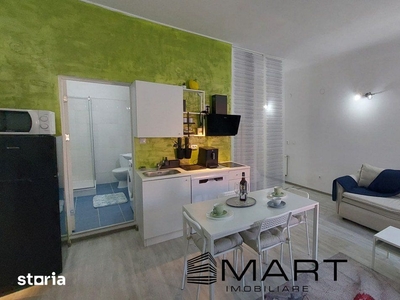 Apartament de vanzare cu 3 camere si 2 balcoane cu bucatarie separata