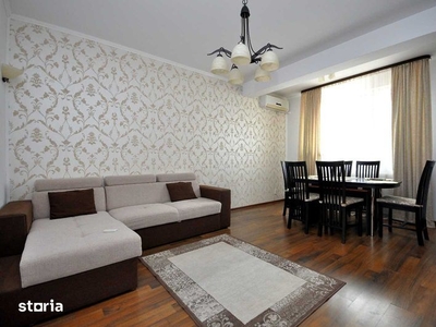 Apartament cu 2 camere, etajul 2, zonă centrală ( Poșta Mare)