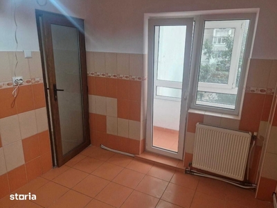 Apartament 2 camere, decomandat, 53 mp, bloc 1983, Canta/Pacurari