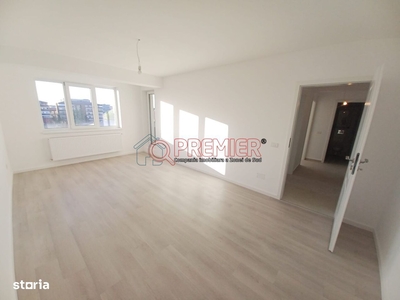 Apartament cu 4 camere in zona Flora.