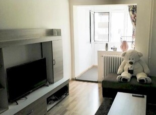 2 camere, decomandat, 50 mp, de inchiriat apartament in zona Centru, Independentei - la 1 min de UMF, Cod 156273