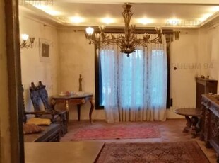 Apartament 2 camere Calea Victoriei- Piata Sfintii Voievozi.