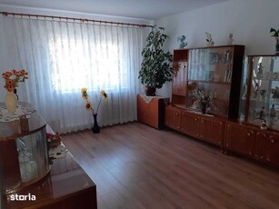 0% Comision Apartament de vanzare cu 3 camere balcon si loc de parcare