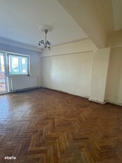 Apartament 3 camere, 70 mp, etajul 2, zona Gheorghe Doja