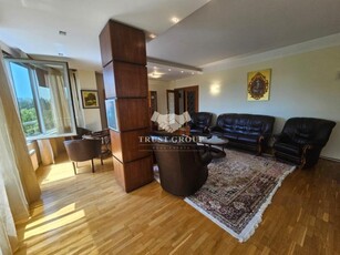 Apartament 3 camere - Primaverii