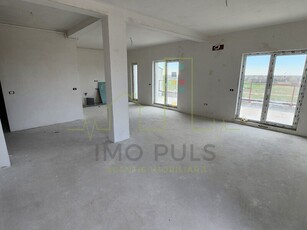 Apartament 3 camere Torontalului, penthouse. terasa 180 mp