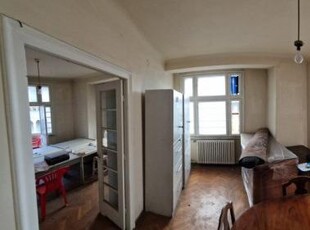 Apartament cu 3 camere de vanzare in zona Piata Amzei