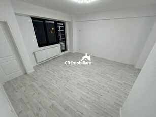 Vanzare apartament 2 camere Damaroaia