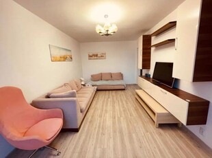 Vanzare apartament 3 camere, Mega Mall