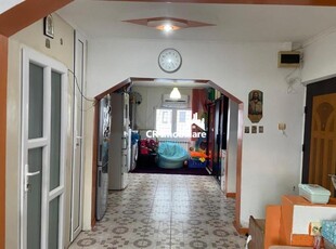 Vanzare apartament 4 camere Nerva Traian