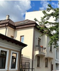 Zona Stefan cel Mare, Vila D+P+E+M, suprafata 440 mp..